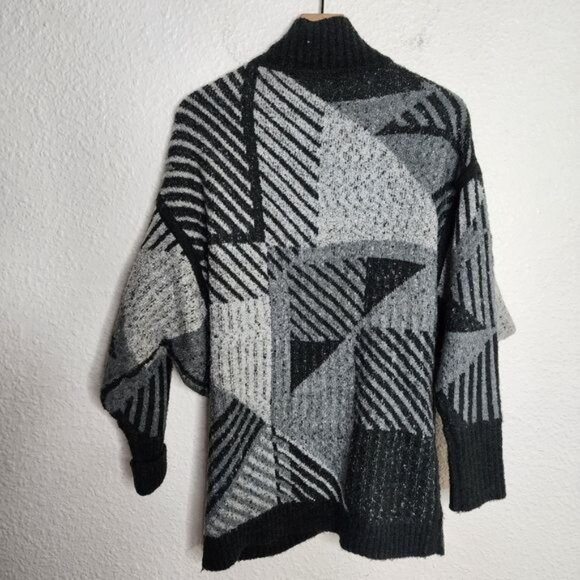 Prana Celandie Reversible Sweater Women's Size Medium/Large Black Gray - Picture 6 of 6